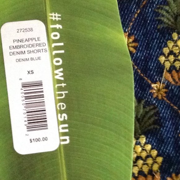 Farm Rio  Embroidered Pineapples Denim Shorts - Picture 10 of 11